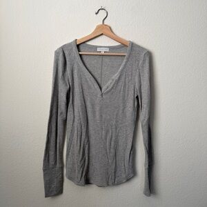 P.J. Salvage Heather Gray Long Sleeve V-Neck Top
